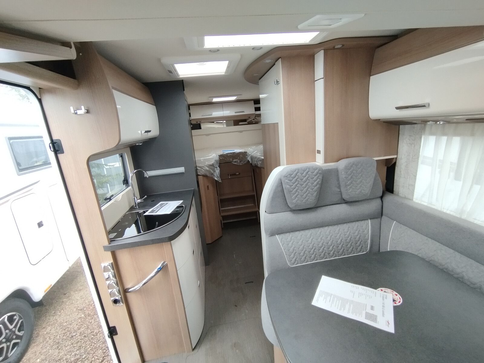 Fahrzeugabbildung Carthago C1-tourer I 141 KB LE comfort Fiat, TV, Navi, AT