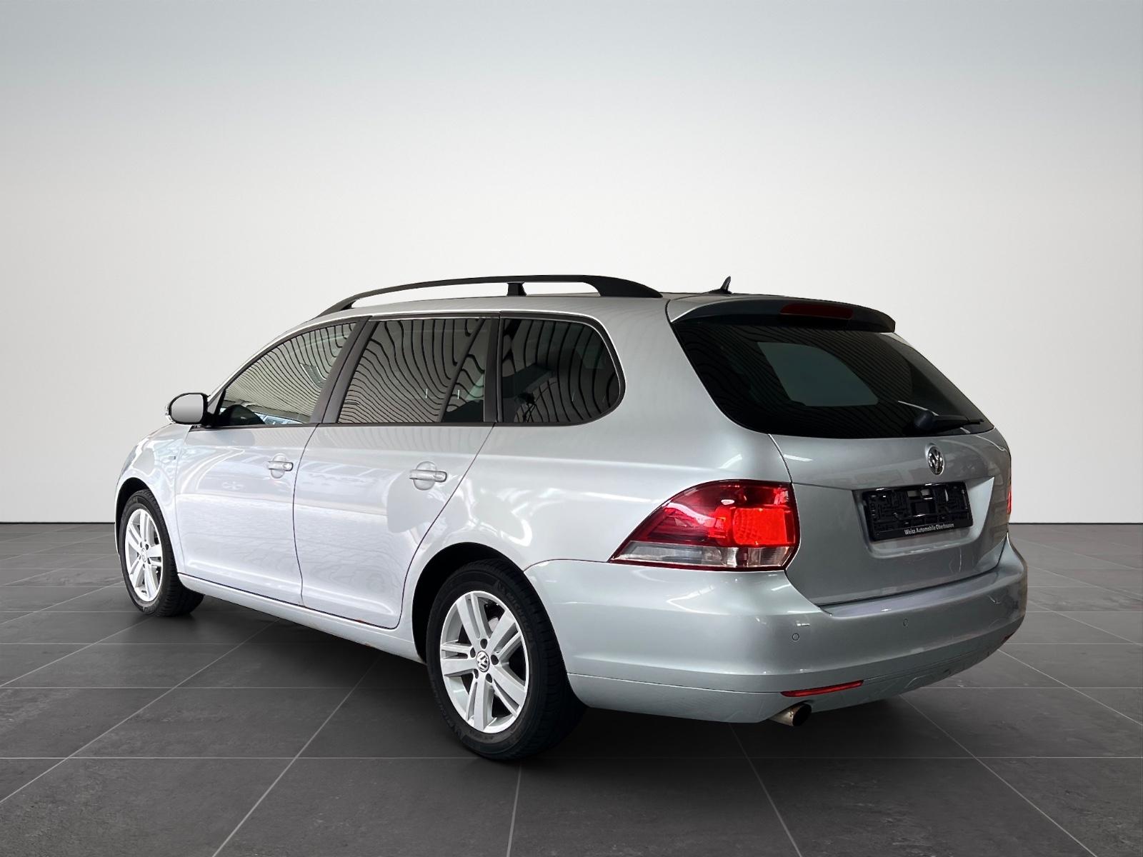 Volkswagen Golf 1.6 TDI Variant/Match/DSG*XENON*PDC*SHZ*AHK