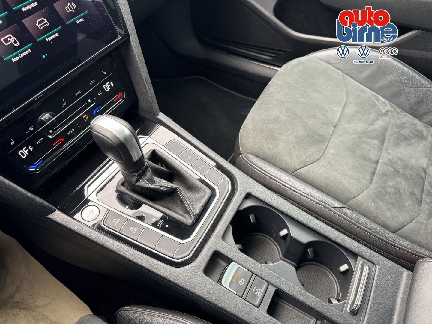 Arteon Shooting Brake 2.0 TDI R-Line AHK Pano Na