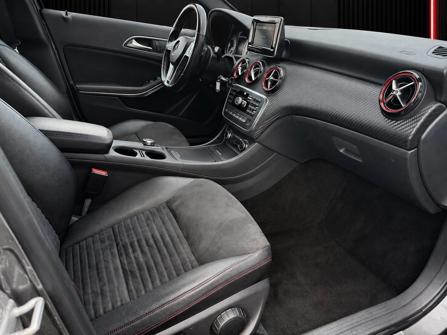 Mercedes-Benz A 250 A A 250 AMG Sport