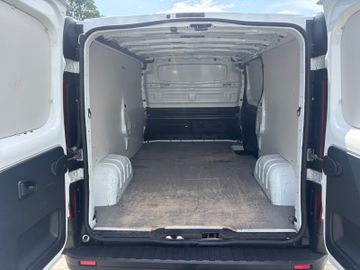 Opel Vivaro - 12