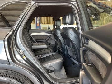 Audi Q5 quattro sport *1.HAND*STANDHEIZUNG*MATRIX*LED