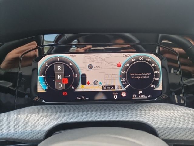 Fahrzeugabbildung Volkswagen Golf 2.0 TDI DSG STYLE AHK NAVI KAMERA SHZ KLIMA