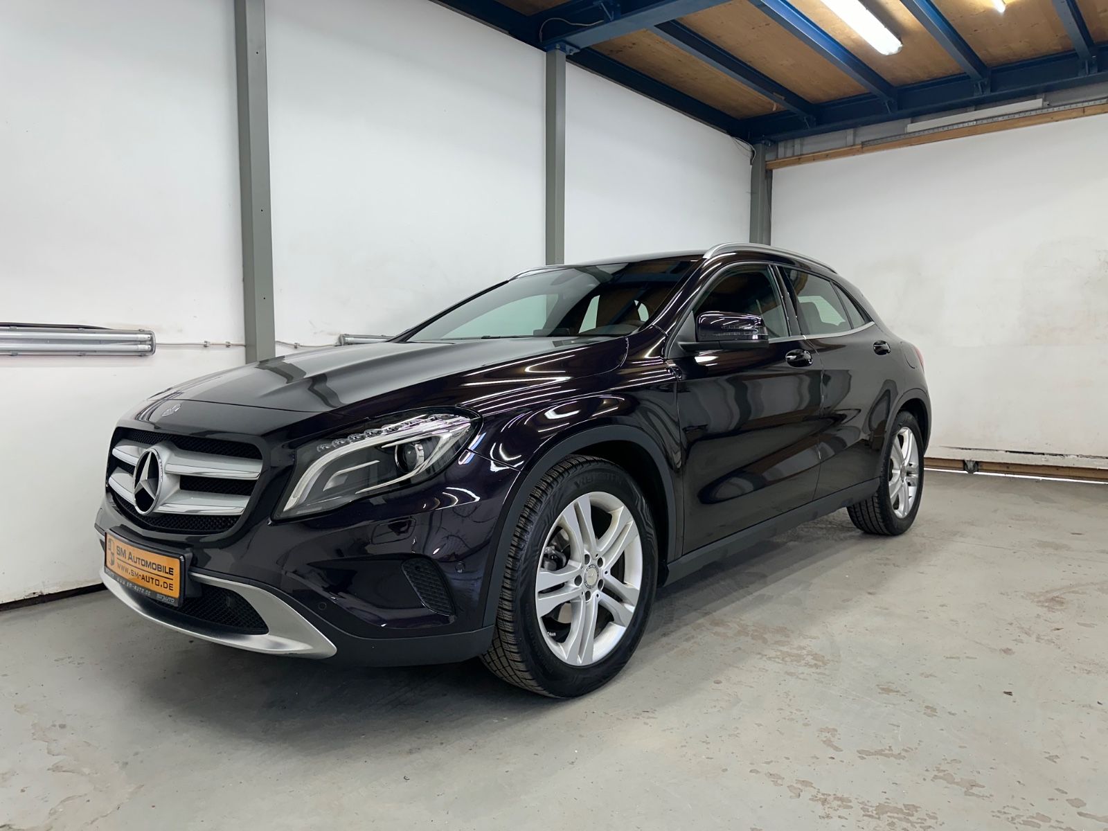 MERCEDES-BENZ GLA 200 d Urban TOPZUSTAND