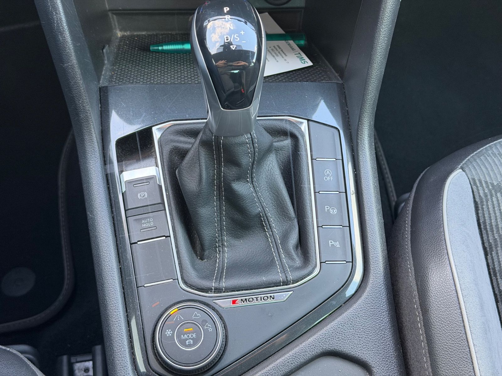 Fahrzeugabbildung Volkswagen Tiguan R-Line 4Motion