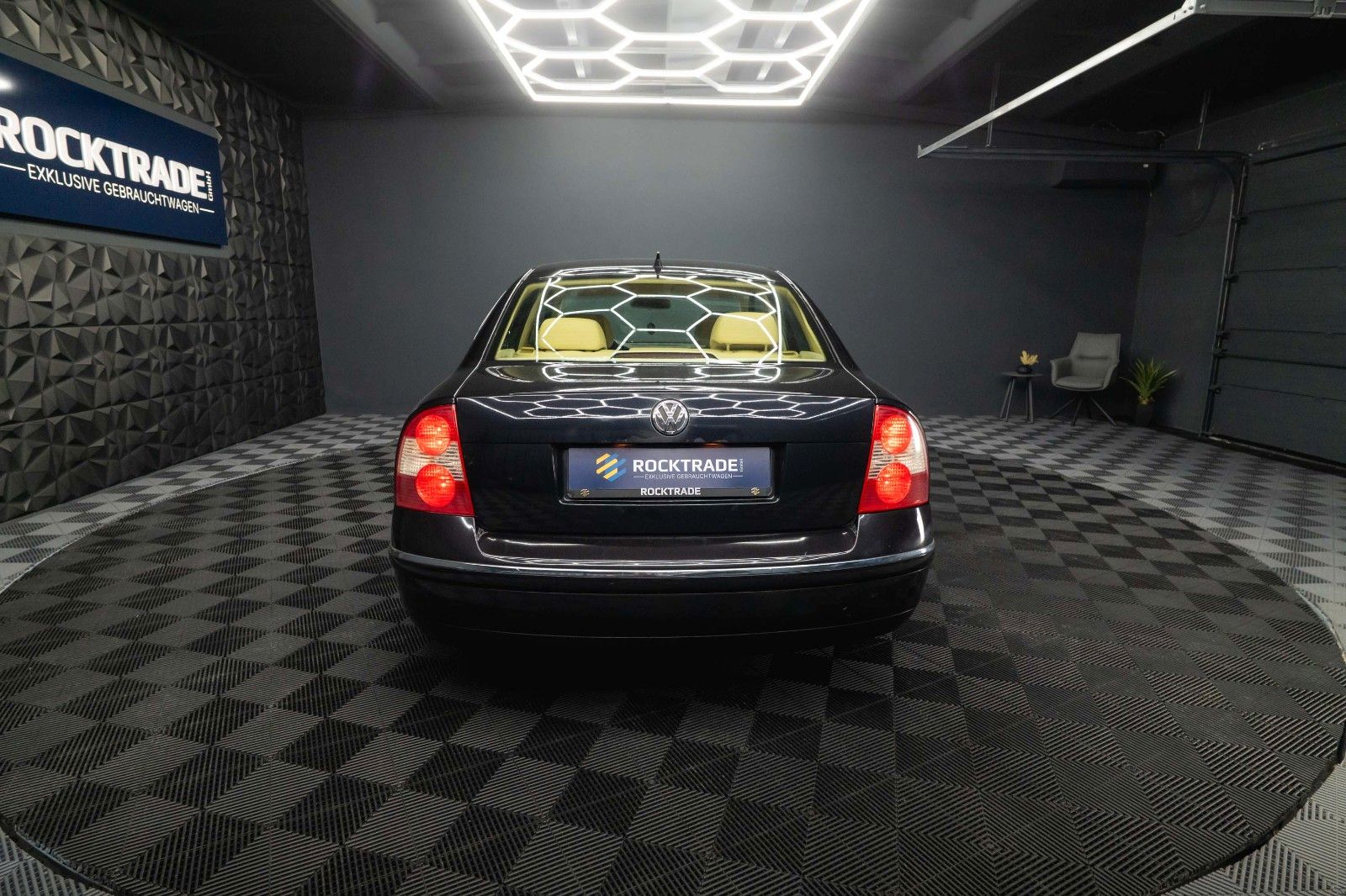 Fahrzeugabbildung Volkswagen Passat 2.0 Highline | Alcantara | Xenon | MP3