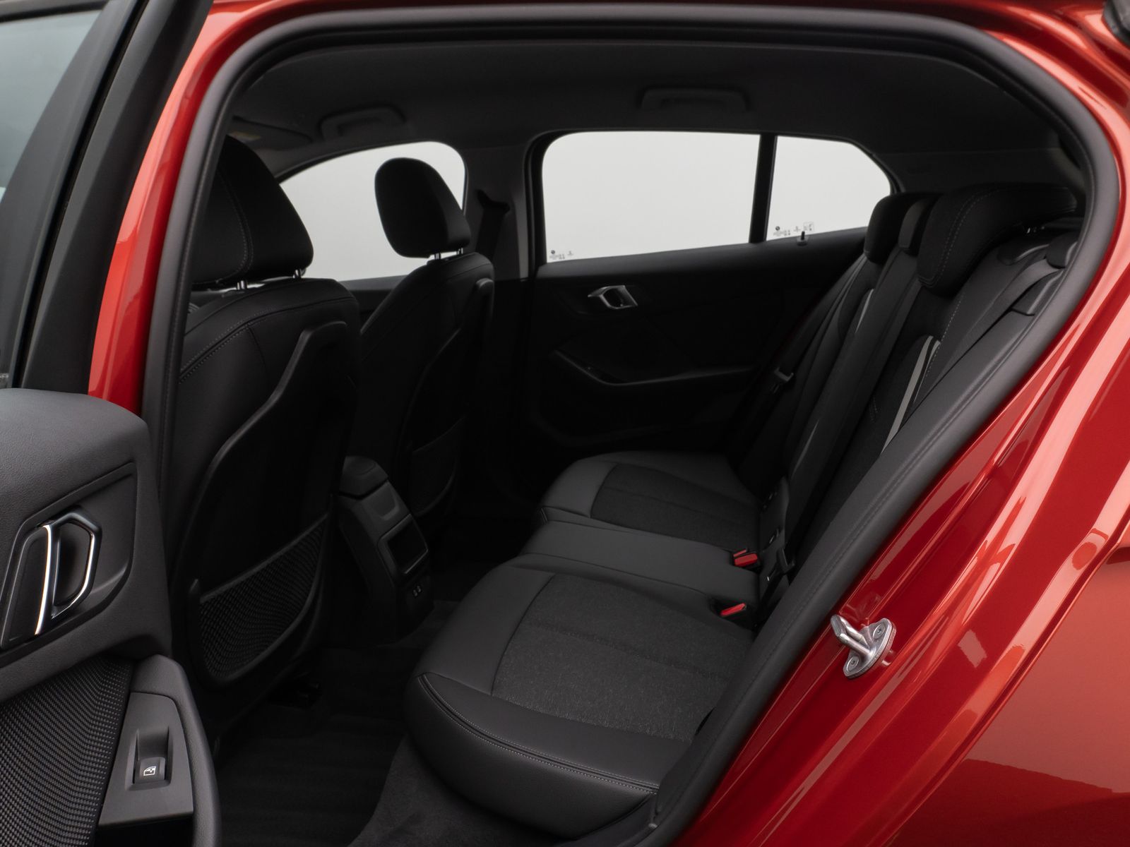 Fahrzeugabbildung BMW 118i DAB CockPitPro PDC Lordos LED Stop&Go Sport