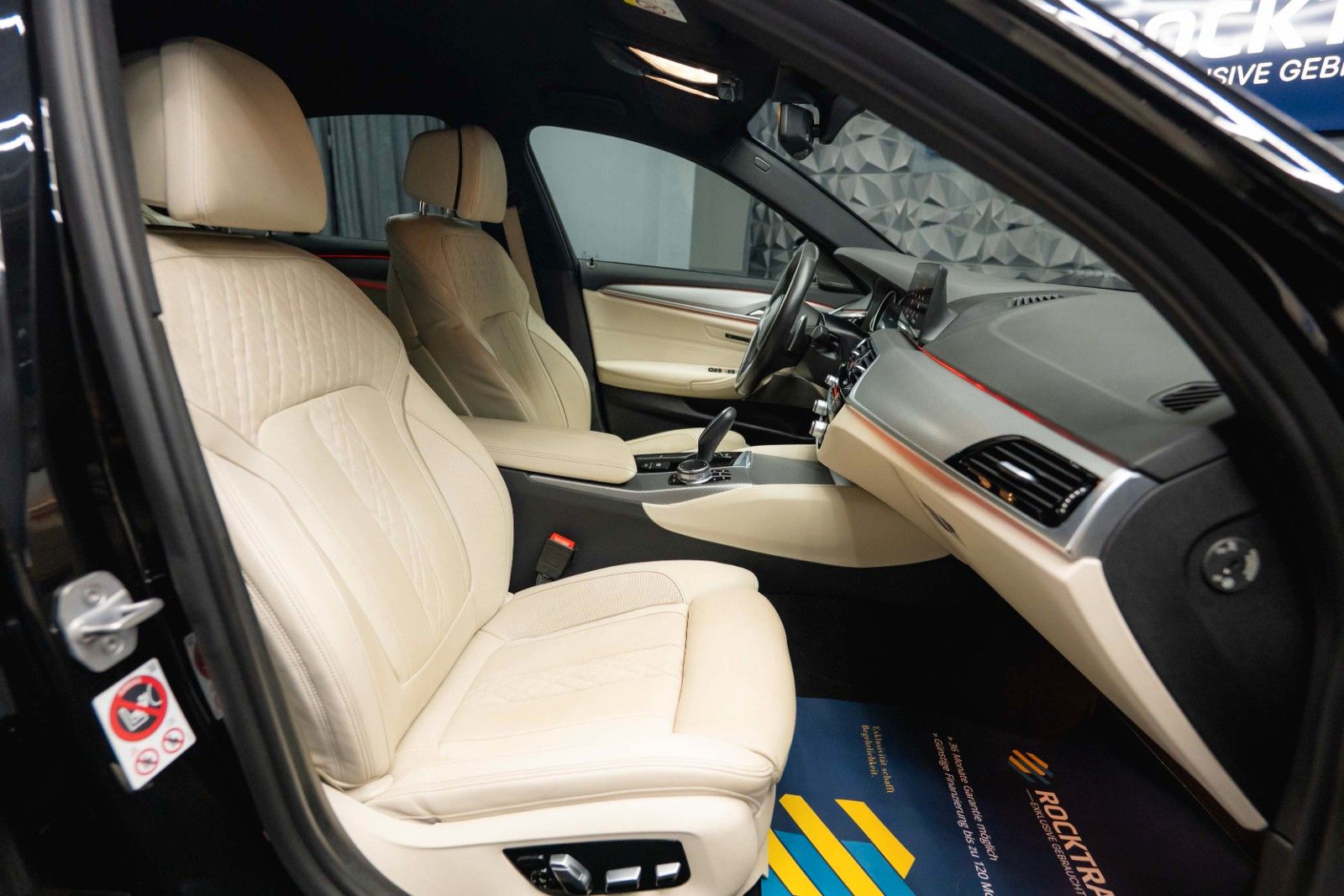 Fahrzeugabbildung BMW M550i xDrive Shadow Line | ACC | Massage | LED
