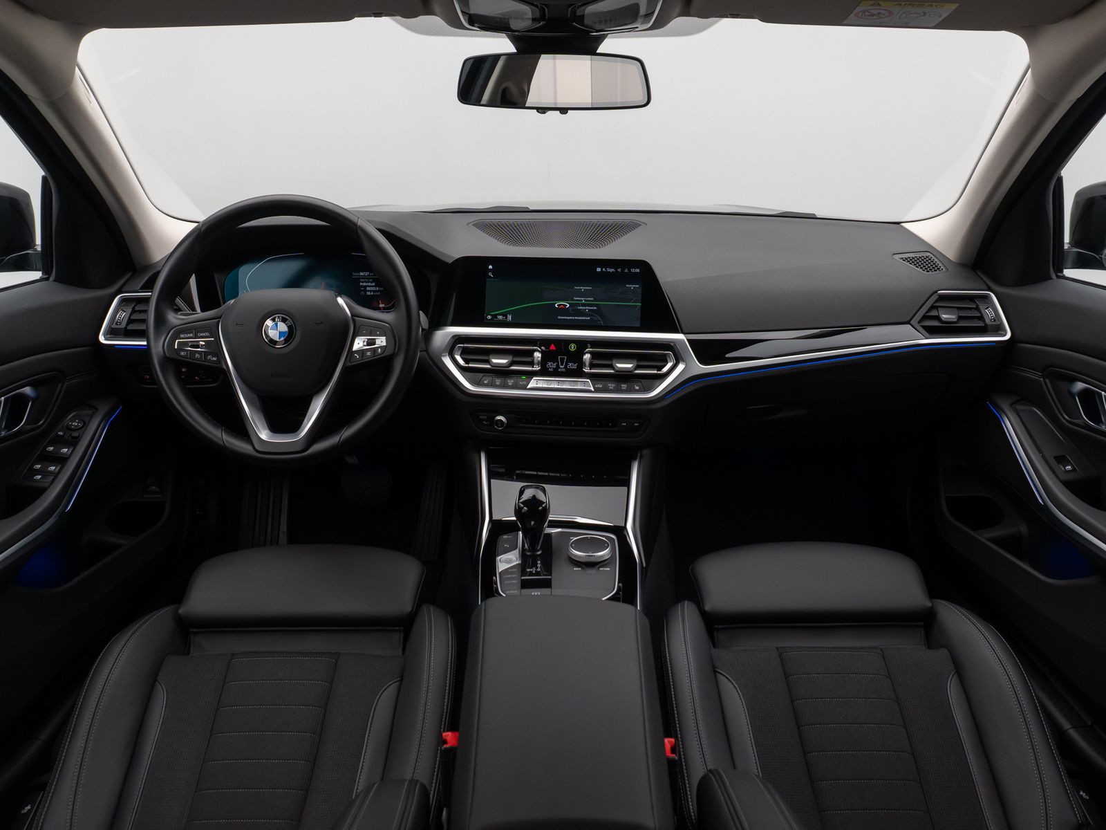 Fahrzeugabbildung BMW 320d SportLine DAB PDC Geschwindigkeitsreg Alarm