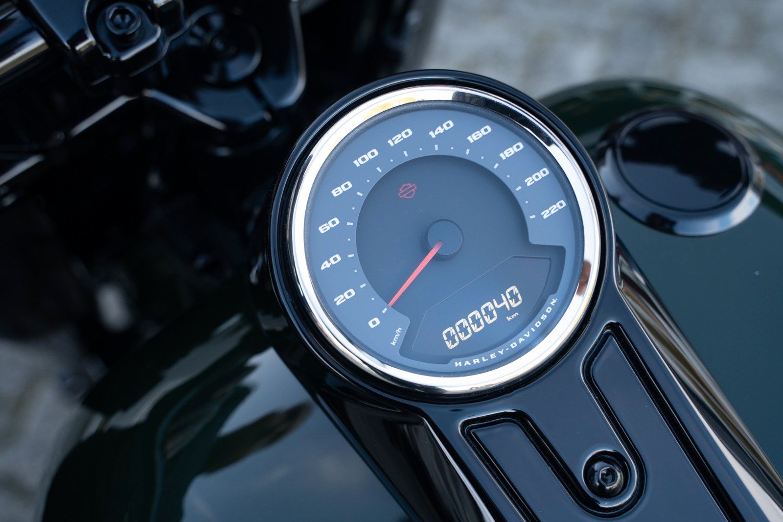 Fahrzeugabbildung Harley-Davidson GREEN DARK FAT BOY FLFBS 114 MY24 -JEKILL&HYDE-