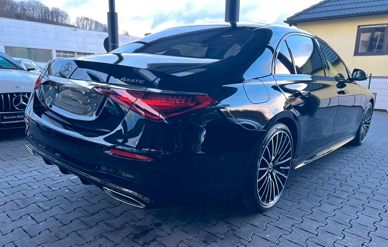 Mercedes-Benz S 580 4MATIC L First-Class+Burm3D imagem 3