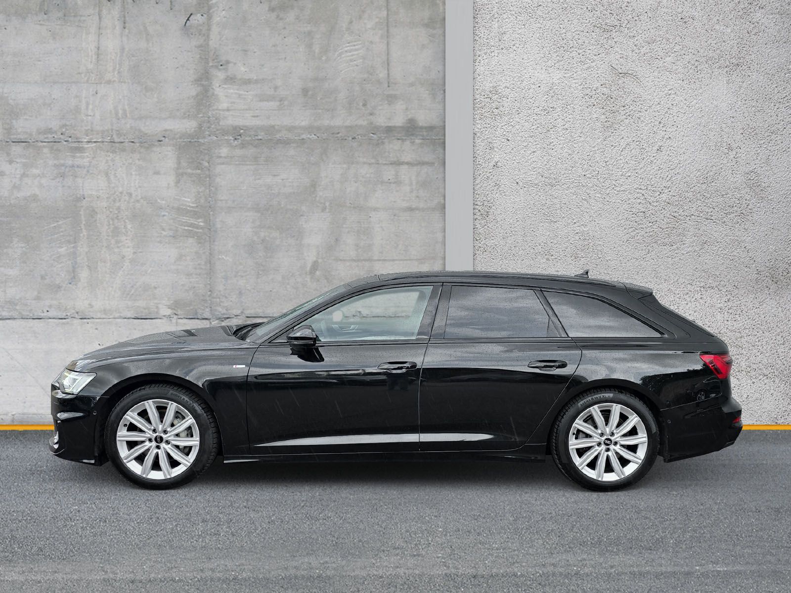 Fahrzeugabbildung Audi A6 Avant 50 TDI qu S line MATRIX ASSIS+ PANO AHK