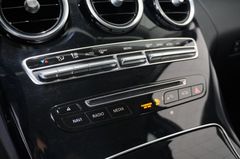 Fahrzeugabbildung Mercedes-Benz C 200 LIM. AVANTGARDE 7G NAVI/LED/SHZ/TEMP./AHK