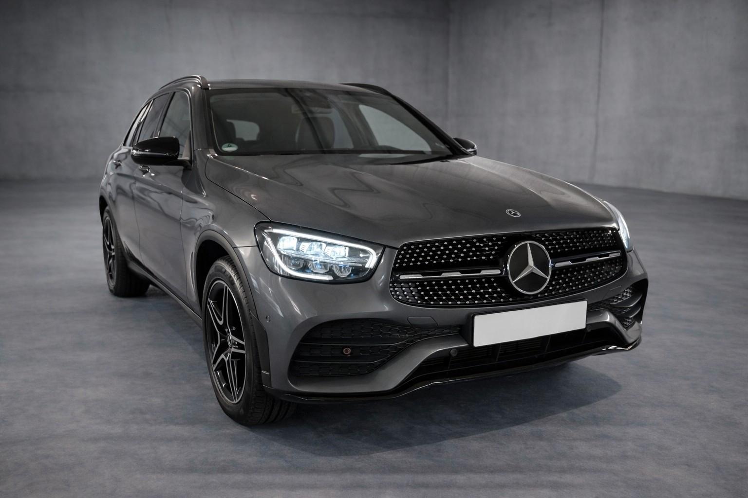 Mercedes-Benz GLC 300de 4Matic AMG*NIGHT*HUD*SHZ*AHK*