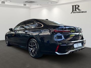 BMW 740 - 4