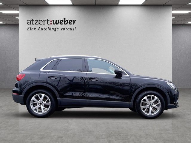 Fahrzeugabbildung Audi Q3 45TFSIe AHK Navi StdHz eleHeck Sportsitze 18"