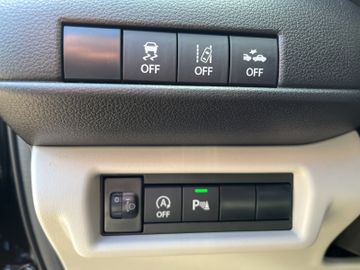 Fotografie 13 des Suzuki Swift 1.2 Comfort Sitzh. Tempomat Kamera Navi