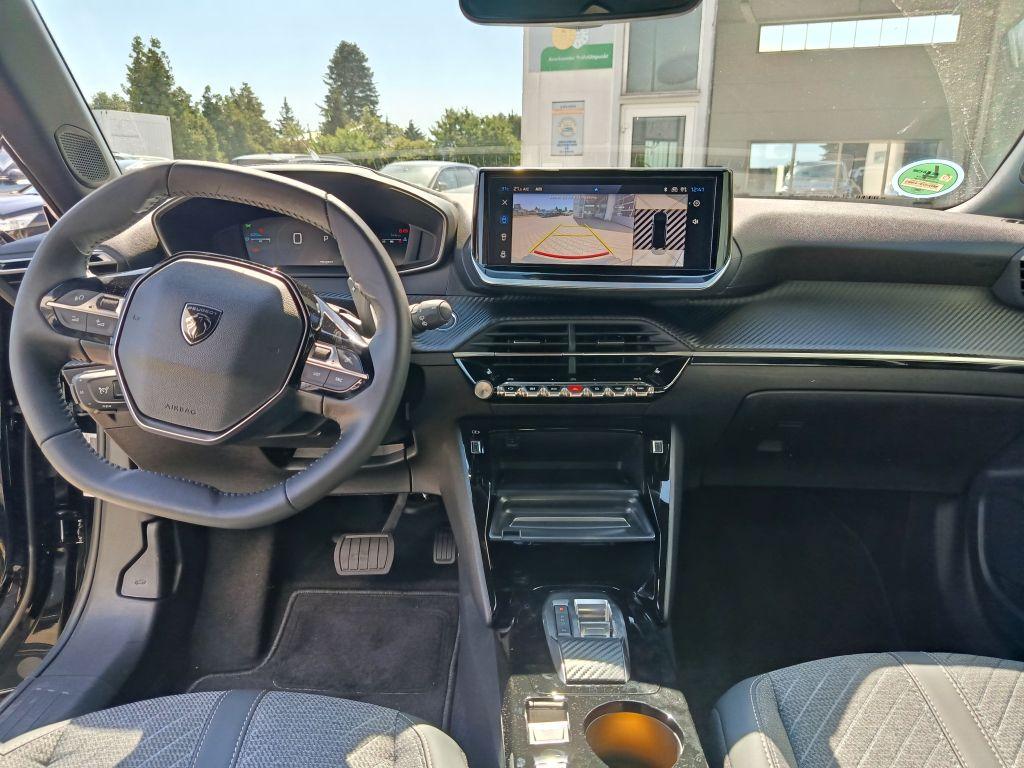 Peugeot 2008 PureTech 130 EAT8 Allure (U)
