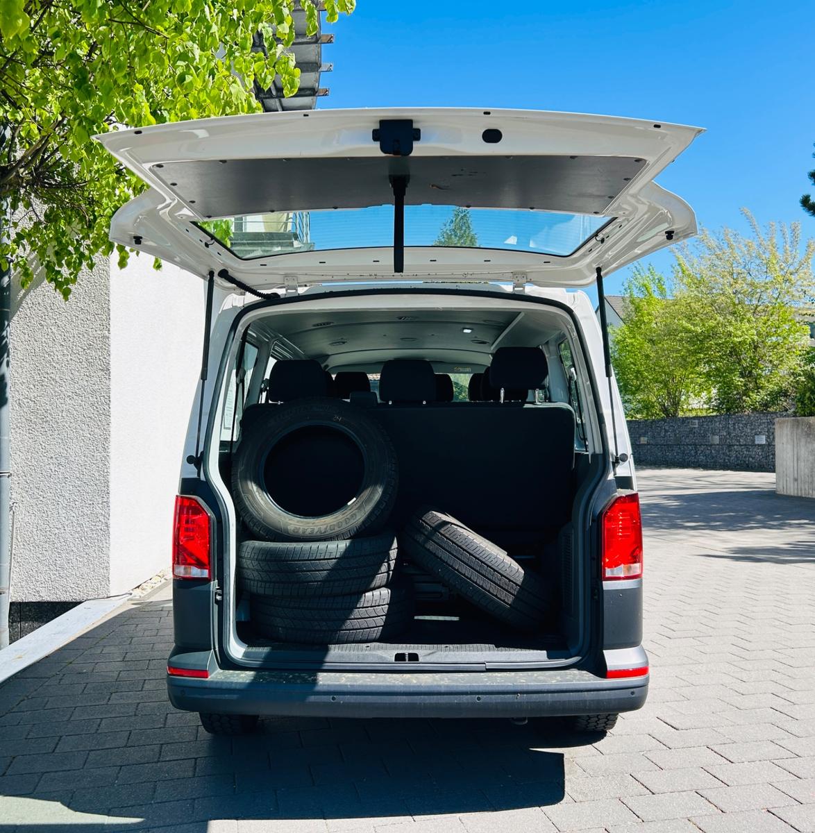 Volkswagen T6 Kombi T6.1 Transporter Kombi KR 9-Sitzer *2xKlima,EPH*, миниатюра 9
