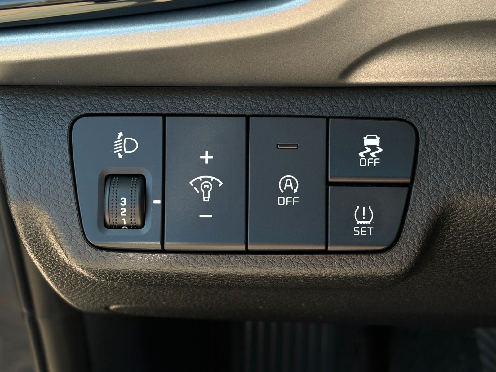 Fahrzeugabbildung Kia Stonic 1.2 Vision Temp. PDC LHZ SHZ LKA CarPlay