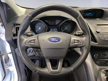 Ford Kuga - 12