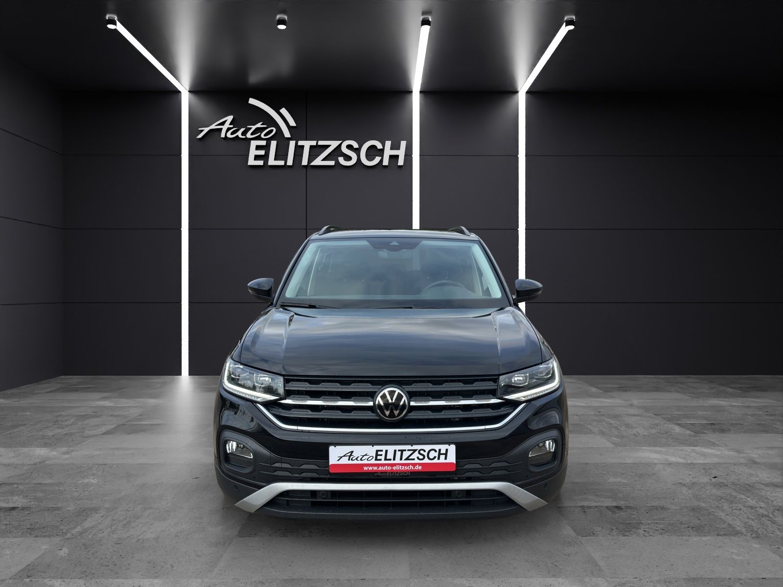 Fahrzeugabbildung Volkswagen T-Cross Life LED ACC SHZ DAB+ 5J-GARANTIE
