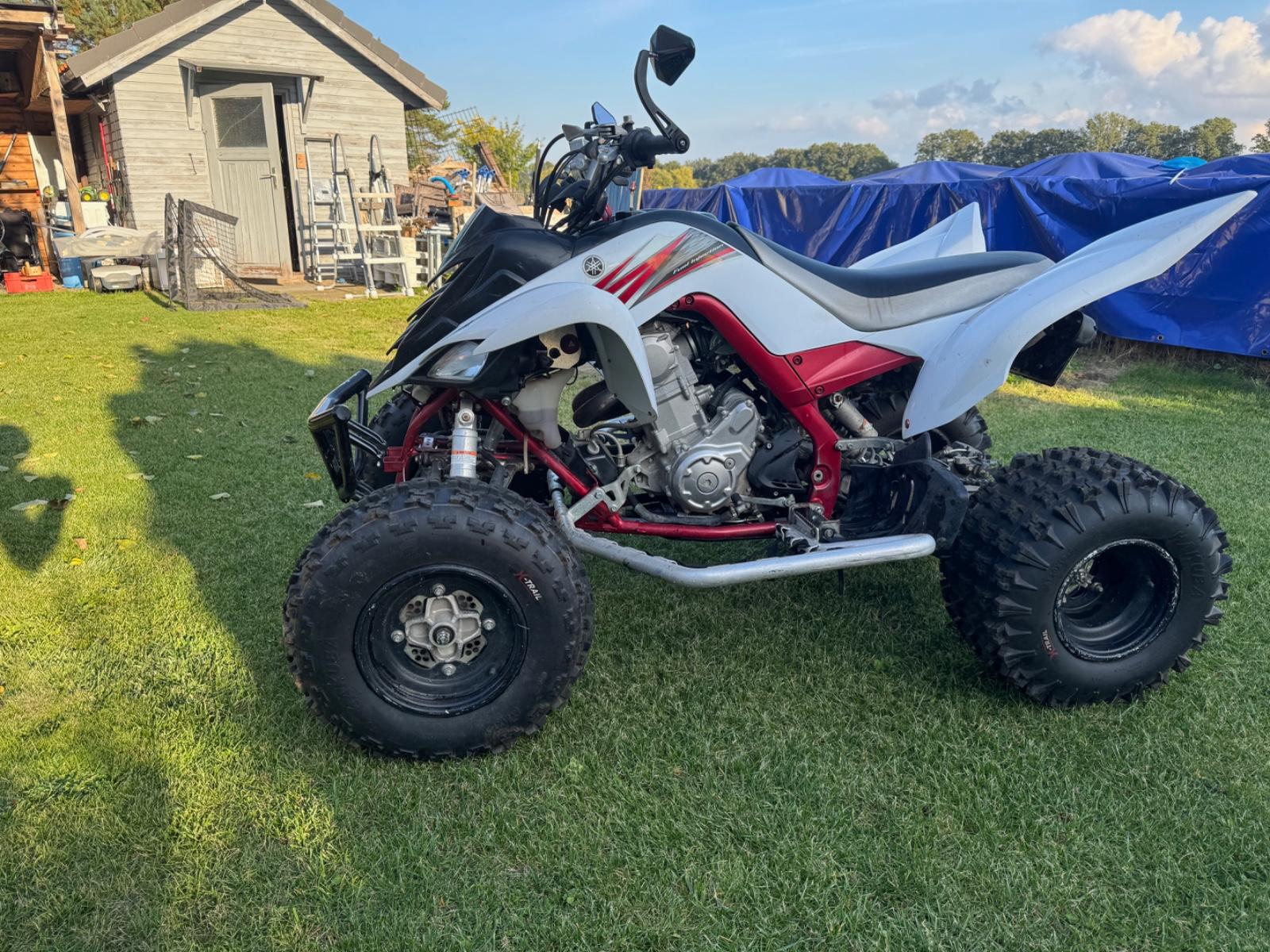 Yamaha Raptor 2010 — rear view