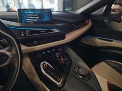 Fahrzeugabbildung BMW i8 Roadster *AERO-KIT* (H&K/CAMERA/CARBON/LASER/
