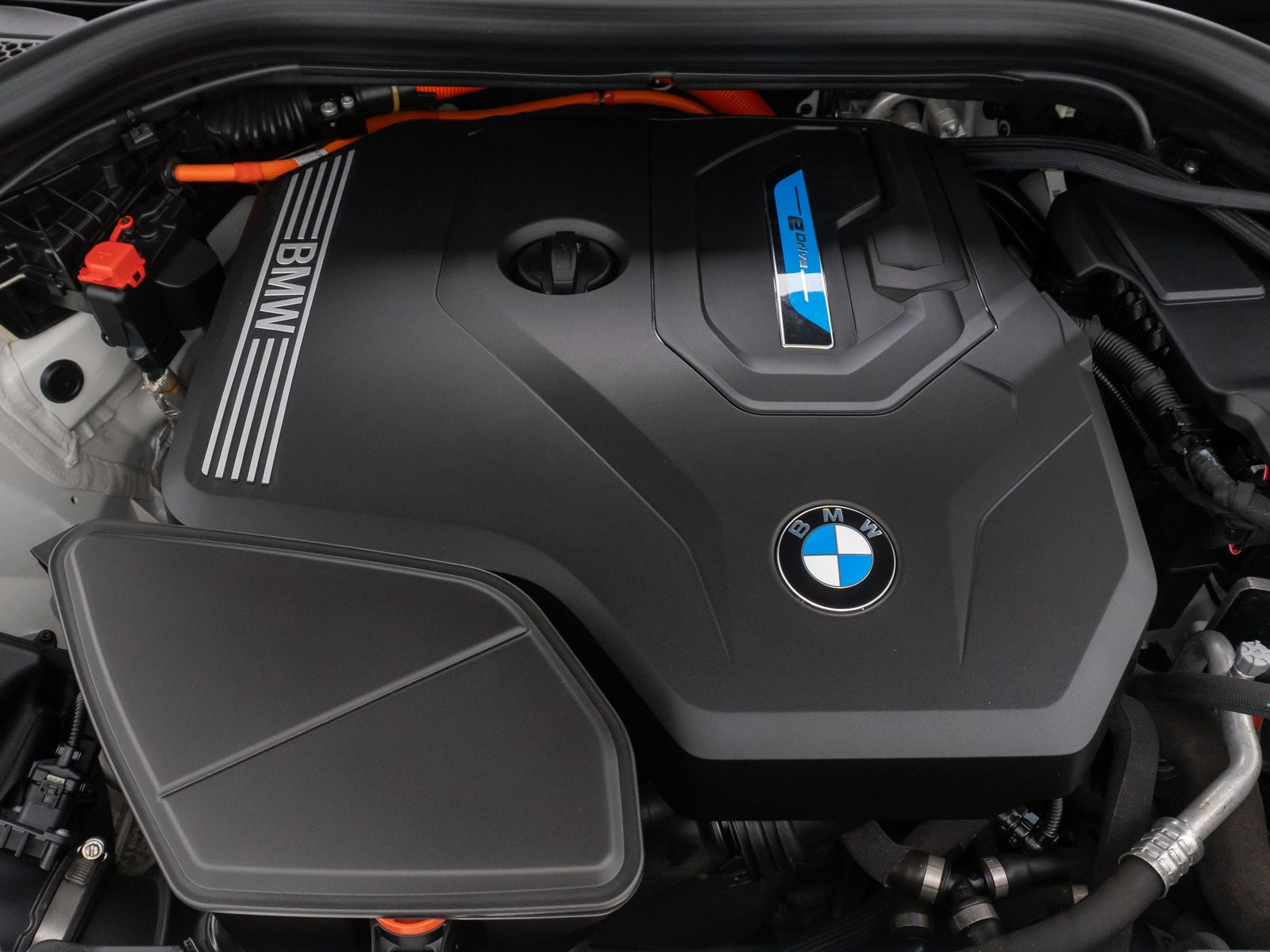 Fahrzeugabbildung BMW X3 xD30e DAB Kamera FernlichtAs Panorama Leder