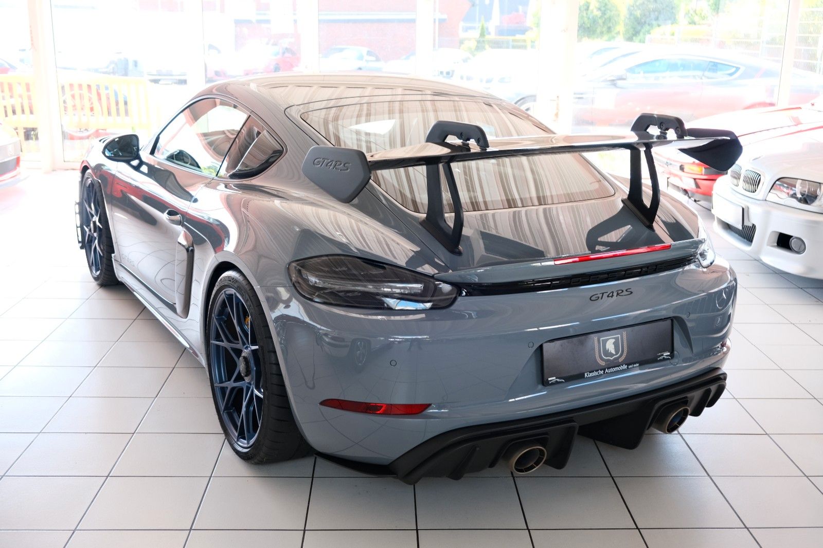 Fahrzeugabbildung Porsche Cayman GT4 RS/Weissach/PCCB/Approved 2028