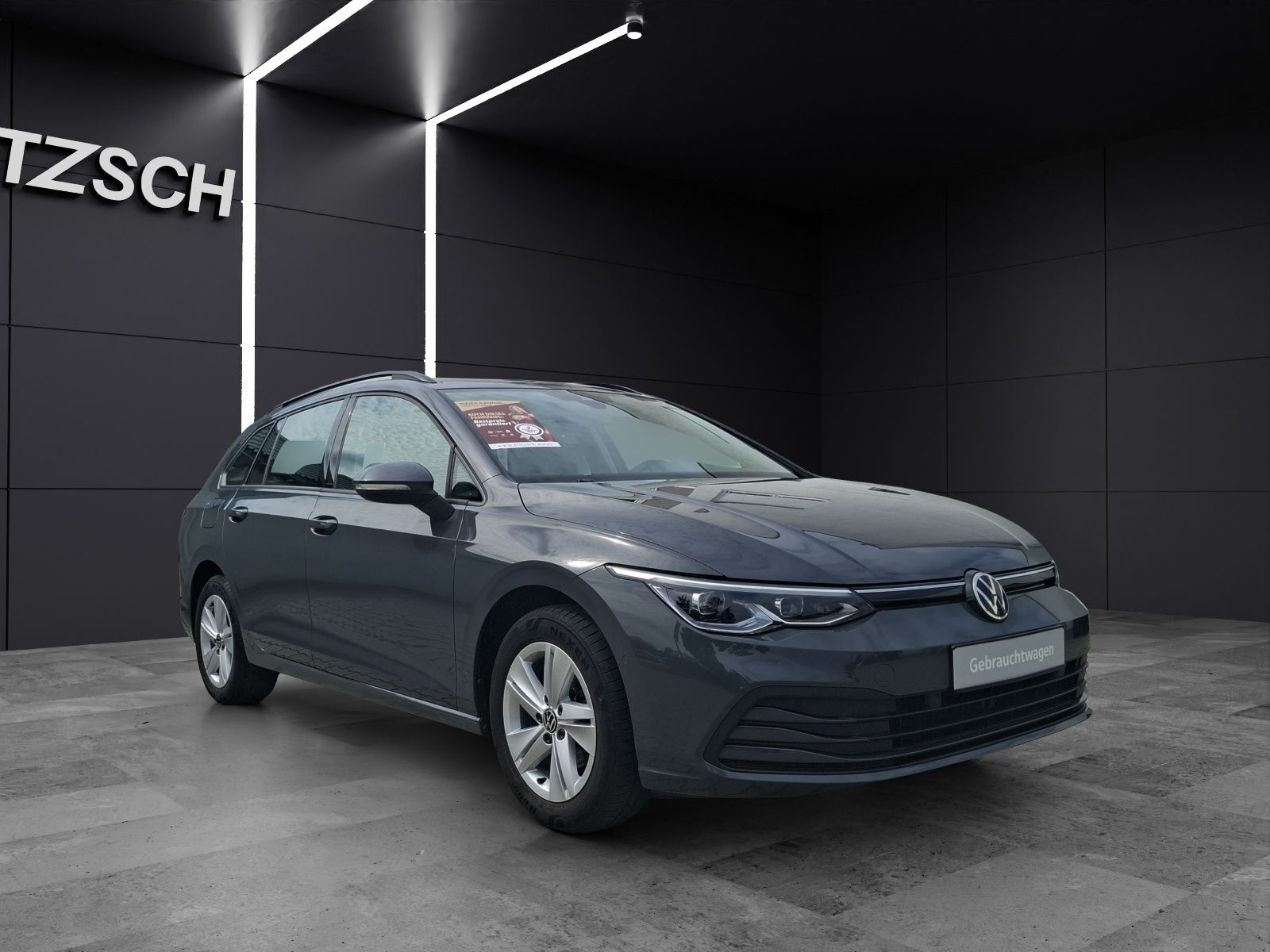 Fahrzeugabbildung Volkswagen Golf VIII Variant eTSI Life DSG LED+ Navi STHZ A