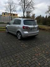 Volkswagen VW Golf Plus 1.6 TDI/DSG-Automatik Zahnrie... - Volkswagen Golf Plus mit Diesel-Antrieb: Limousine, 1.6