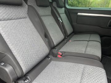 Opel Zafira Life - 8