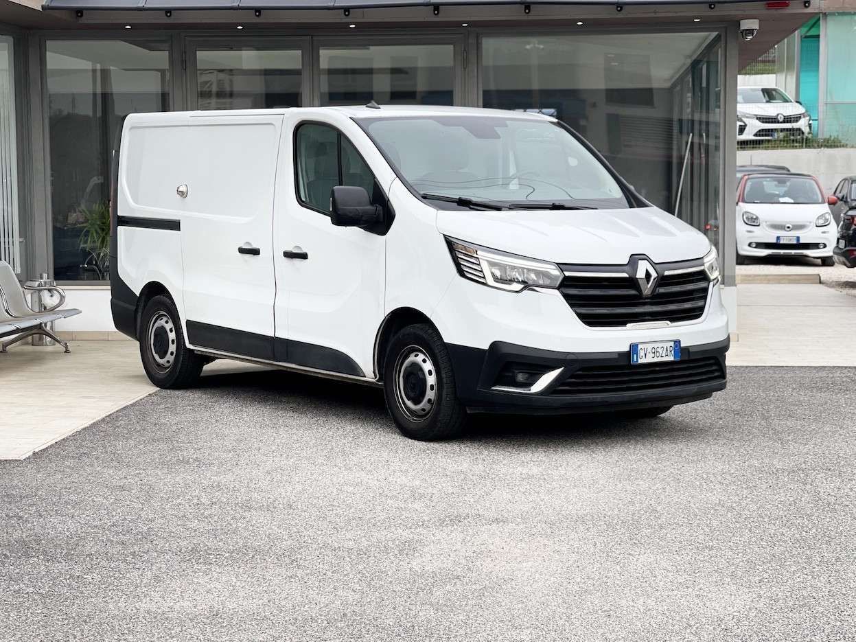 Renault Trafic - 1