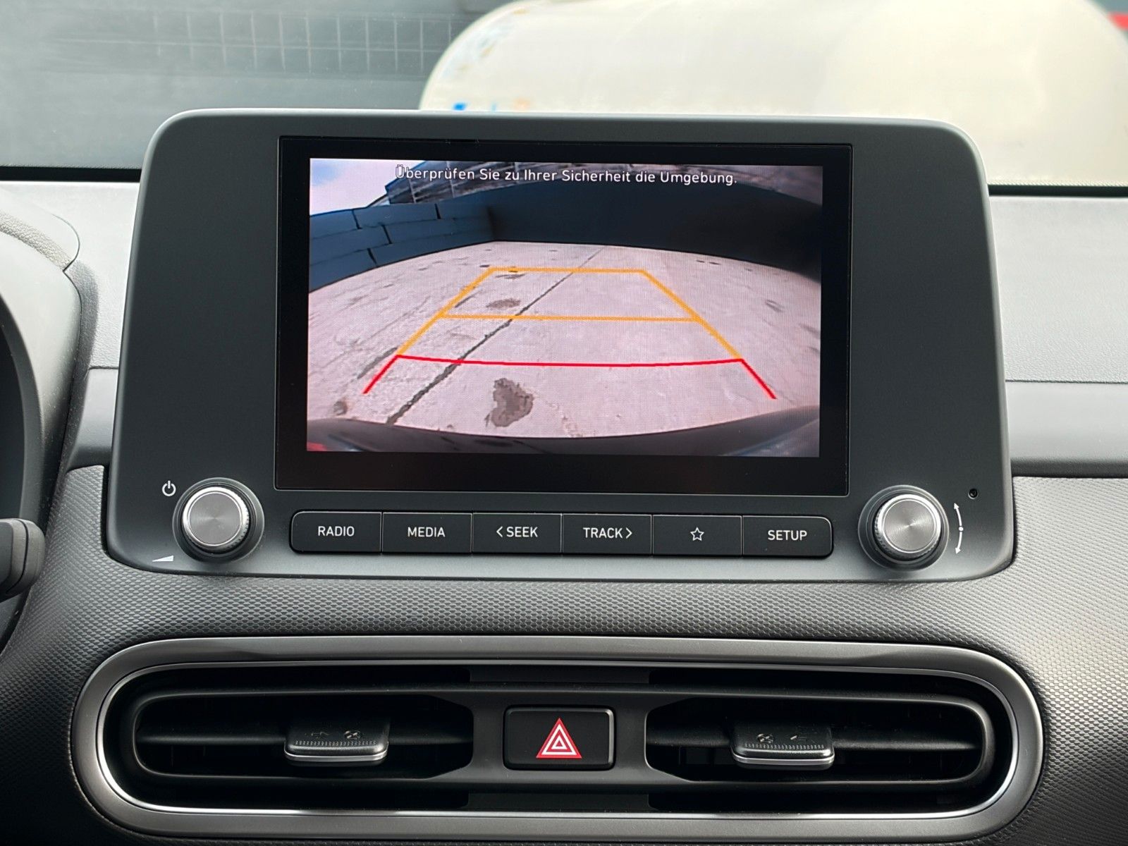 Fahrzeugabbildung Hyundai KONA E Select SHZ LHZ ACC PDC CAM CarPlay Navi