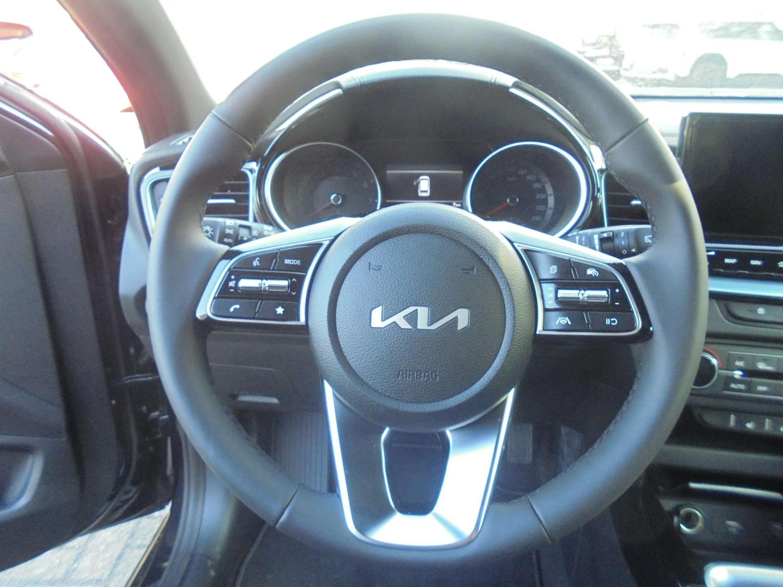 Kia Ceed SW / cee d SW SW 1.5 T-GDI Nightline Editio