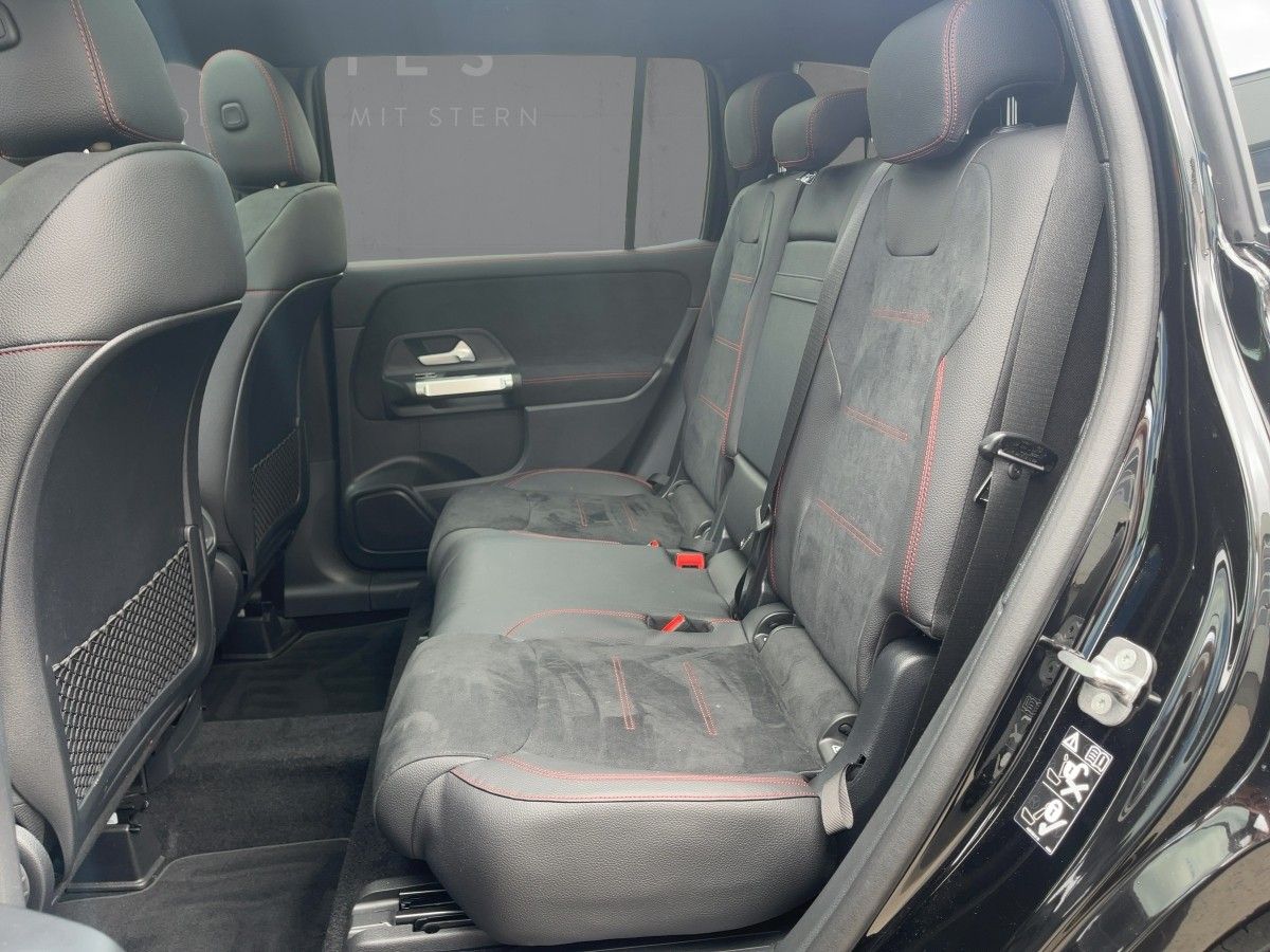 Fahrzeugabbildung Mercedes-Benz GLB 220 d 4M AMG/Night/Pano/Kamera/AHK