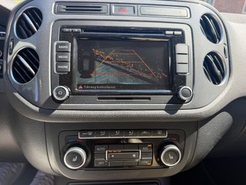 Volkswagen Tiguan - 12