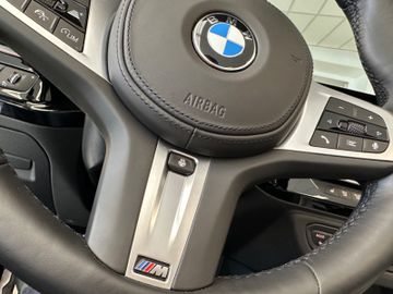Fahrzeugabbildung BMW Z4 M40i Roadster*Keyless*Kamera*Distronic*HarmK