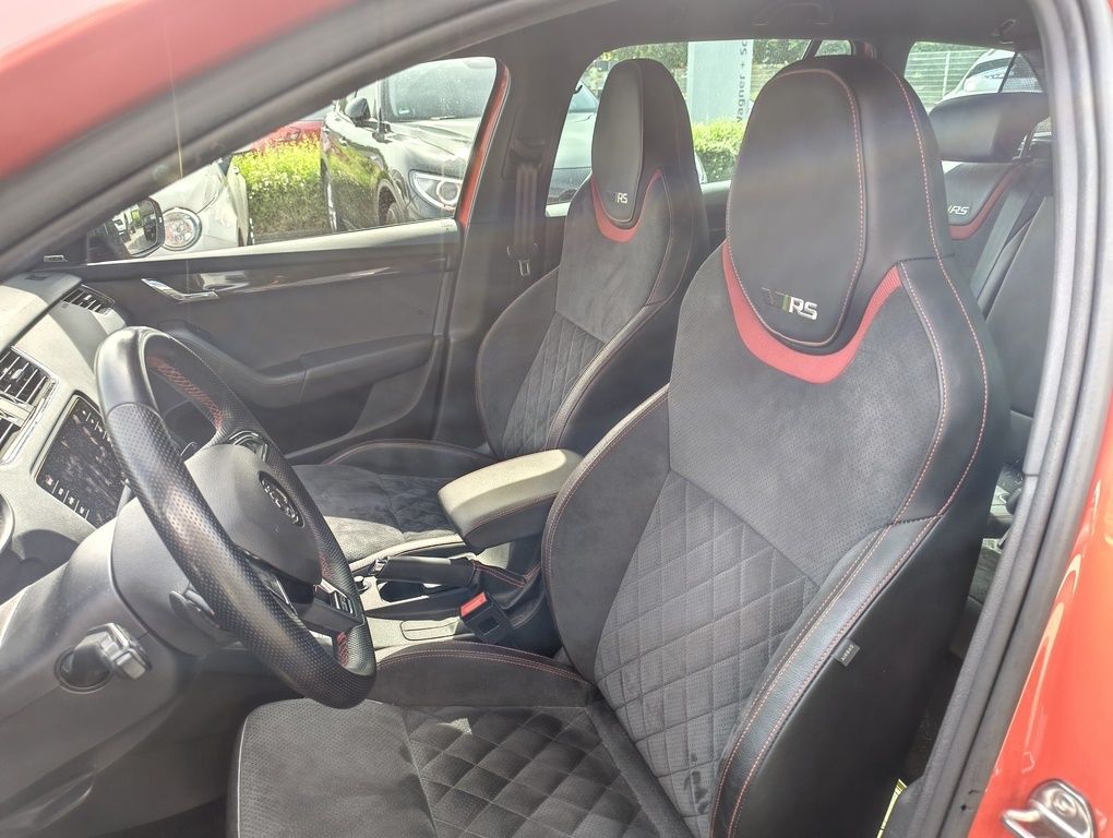 Fahrzeugabbildung SKODA Octavia RS 2.0 TSI (245 PS) DSG + Amundsen + SHZ