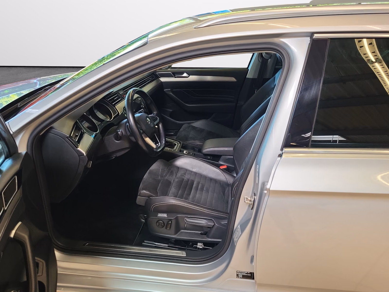 Volkswagen Passat Variant 2.0 TDI DSG Elegance LED-Matrix A