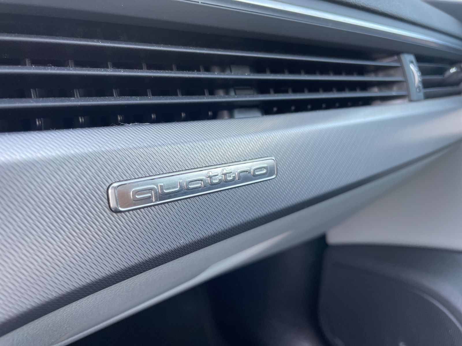Audi A4 - Bild 14