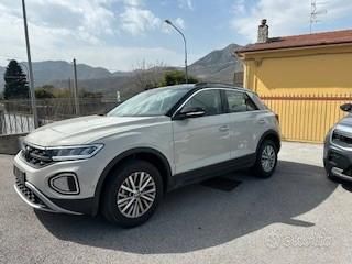 Otros VOLKSWAGEN T-Roc - 2024