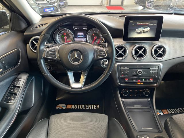 Mercedes-Benz GLA 200 7G-DCT Style *NAVI*XENON*SHZ*TEMPOMAT*