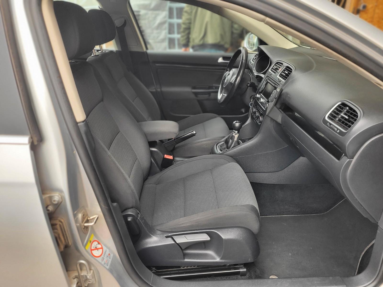 Volkswagen Golf 2011 — photo 10
