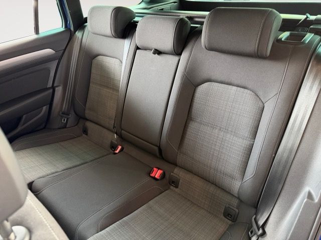 Volkswagen Passat Variant - Bild 13