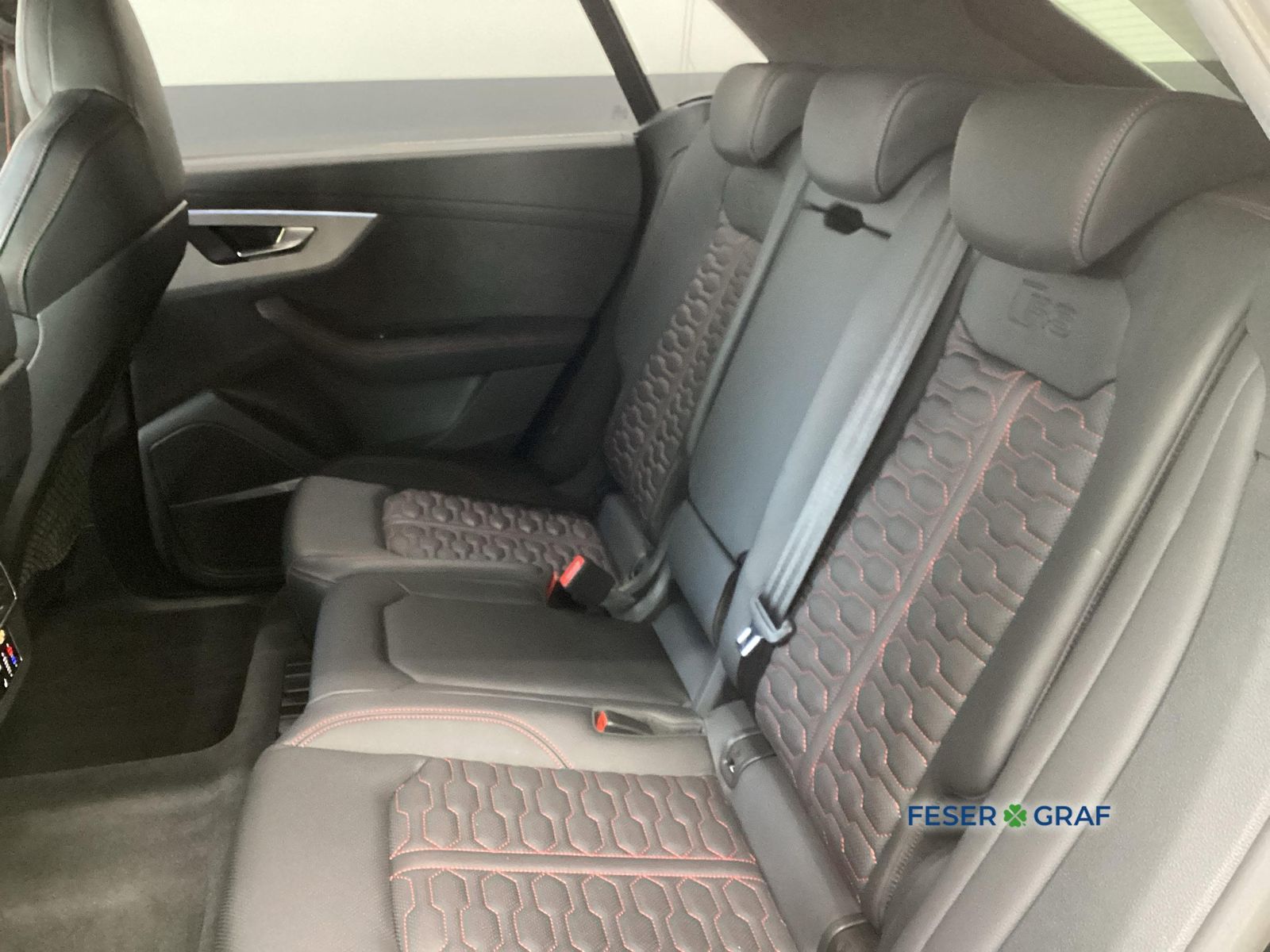 Audi RSQ8 - Bild 13
