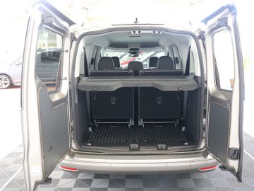 Volkswagen Caddy Maxi eHYBRID DSG STYLE AHK 7SITZE 5J GAR.