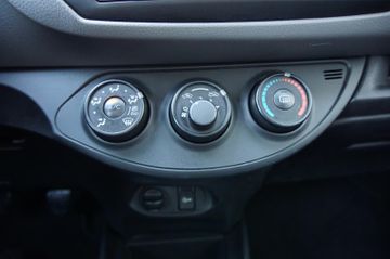 Toyota Yaris - 11