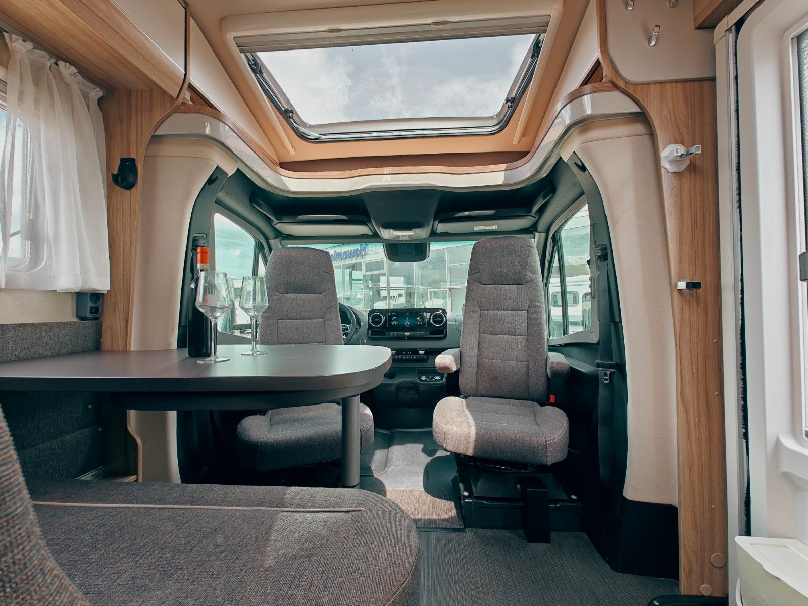 Fahrzeugabbildung HYMER / ERIBA / HYMERCAR ML - T 560 4x4 ALLRAD - AUS 1. HAND!